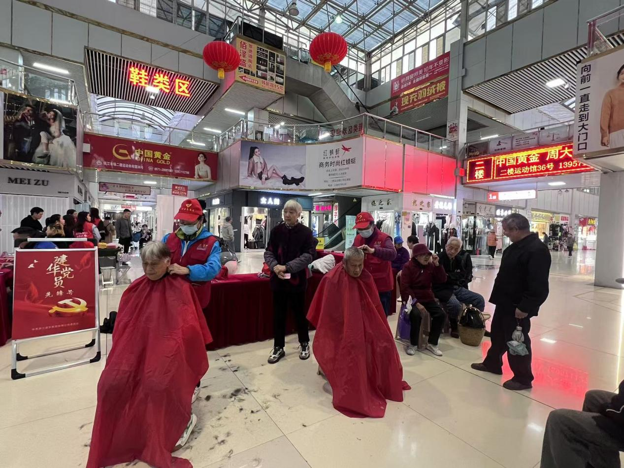 公益不打烊，情暖每月時光