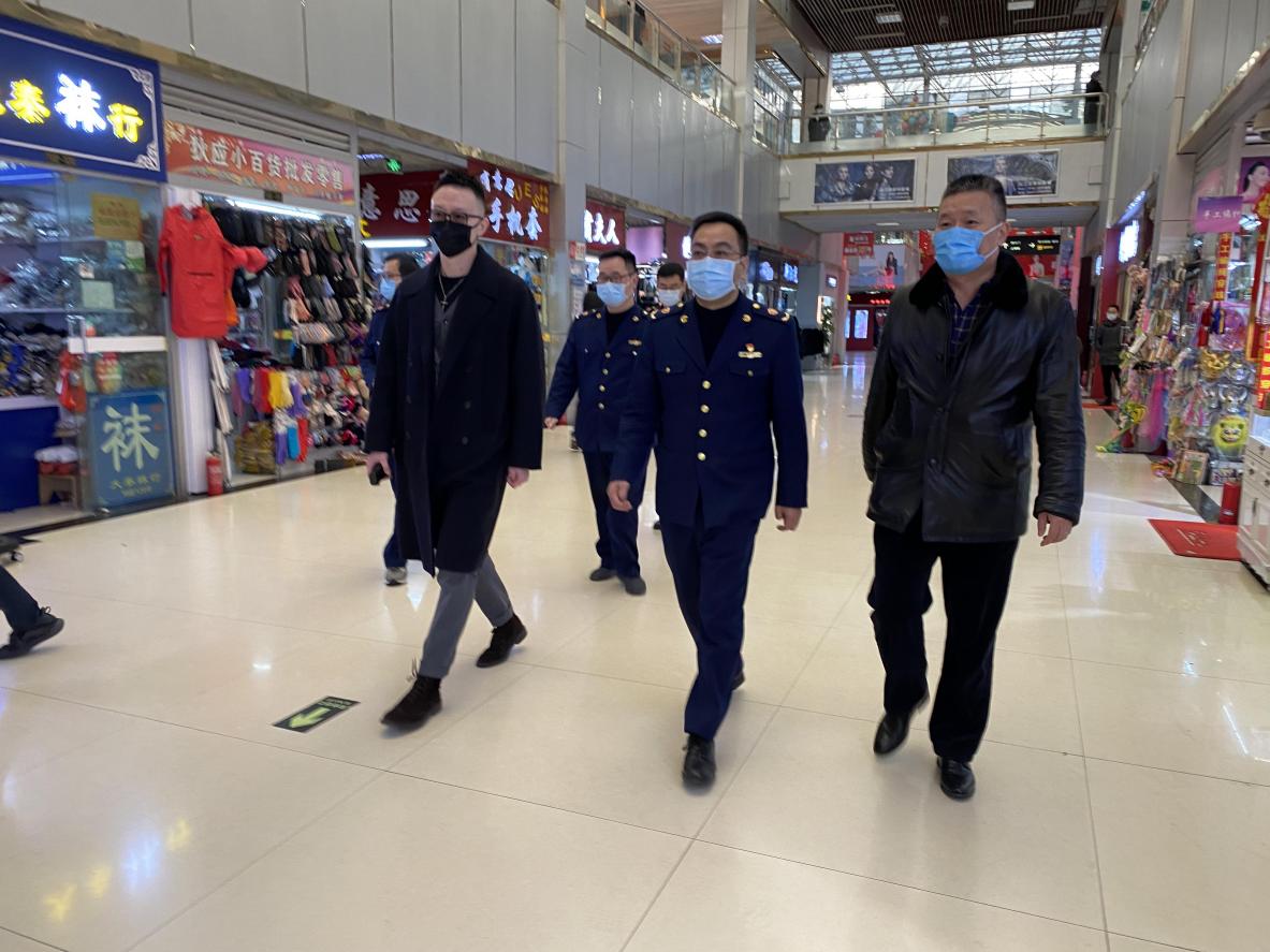 拱墅區(qū)市場監(jiān)管局黨委書記、局長趙斌蒞臨錢江商城 檢查疫情防控工作